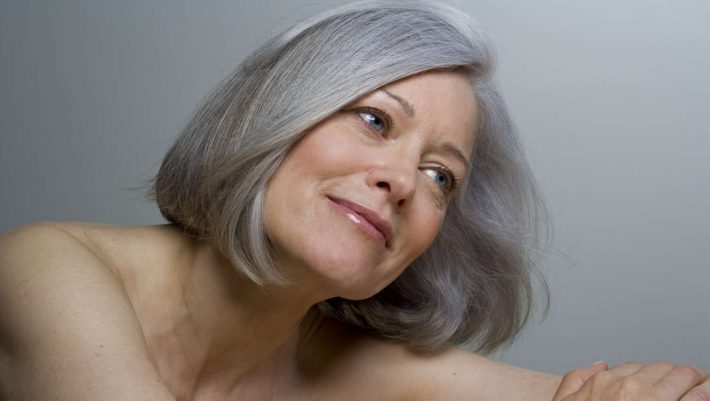 Comment prendre soin de vos cheveux gris?